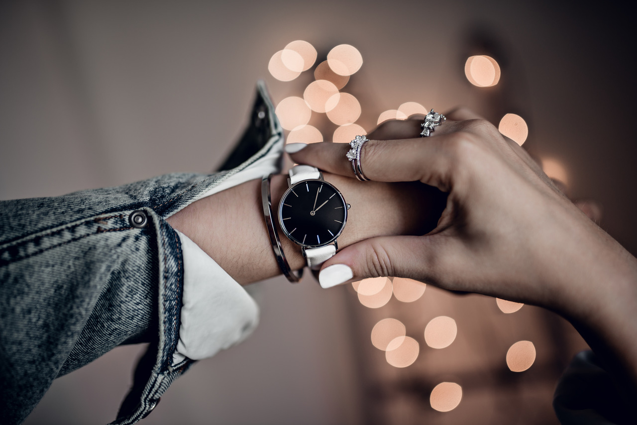 Na co zwracać uwagę, wybierając elegancki zegarek?