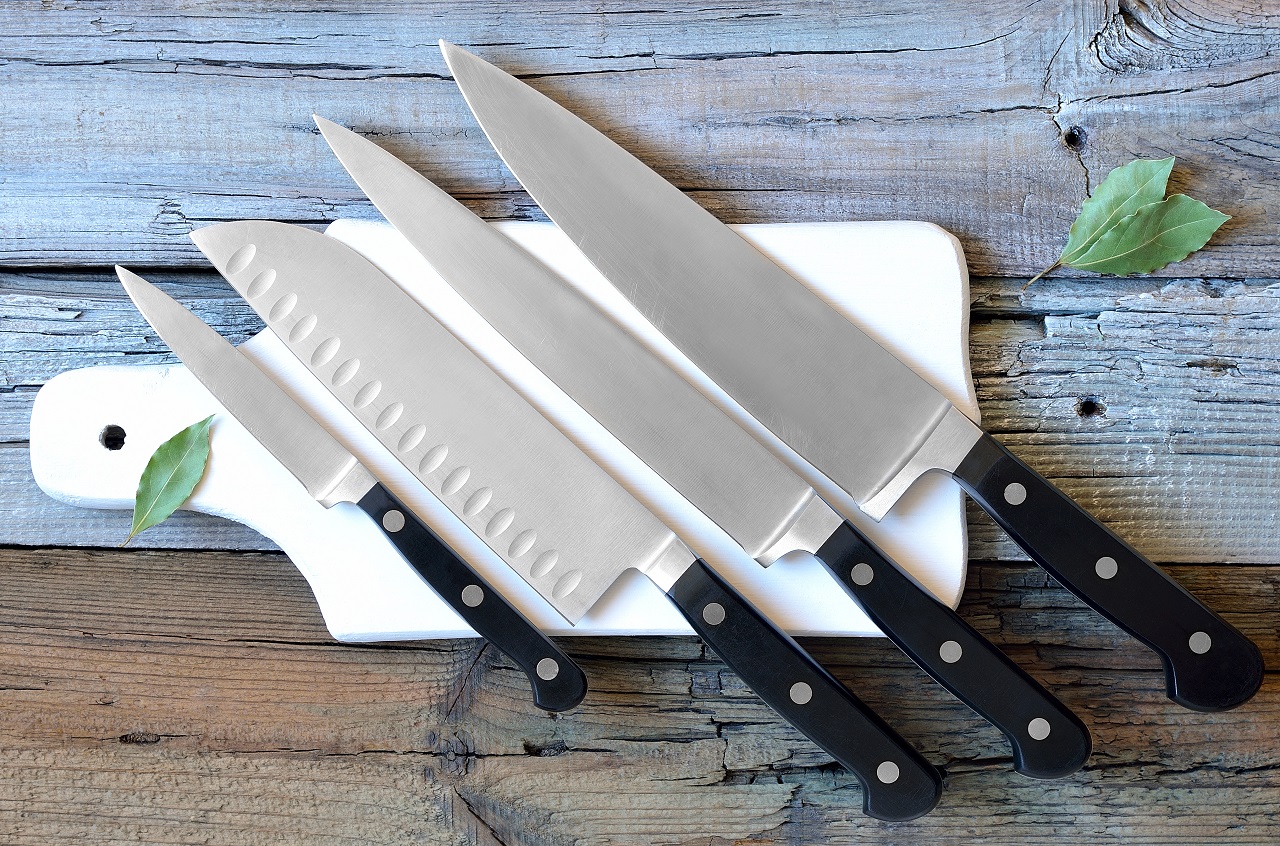Rodzaje noży, w które warto zaopatrzyć własny lokal gastronomiczny