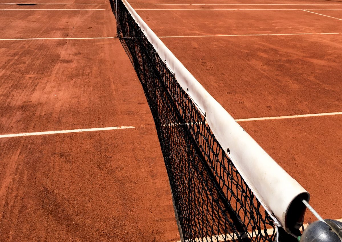 Granie w tenisa ziemnego – jakie są korzyści zdrowotne?